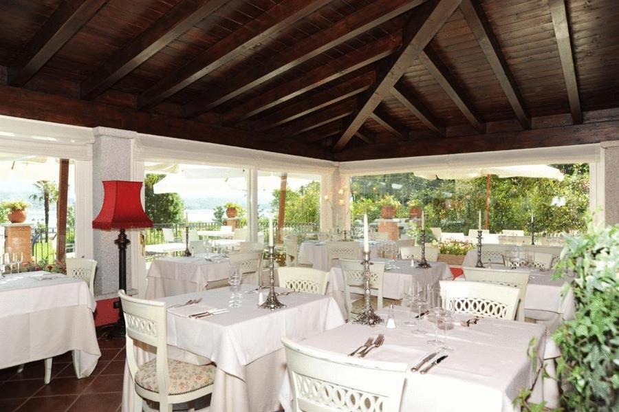 Villa Baroni Lomnago Esterno foto