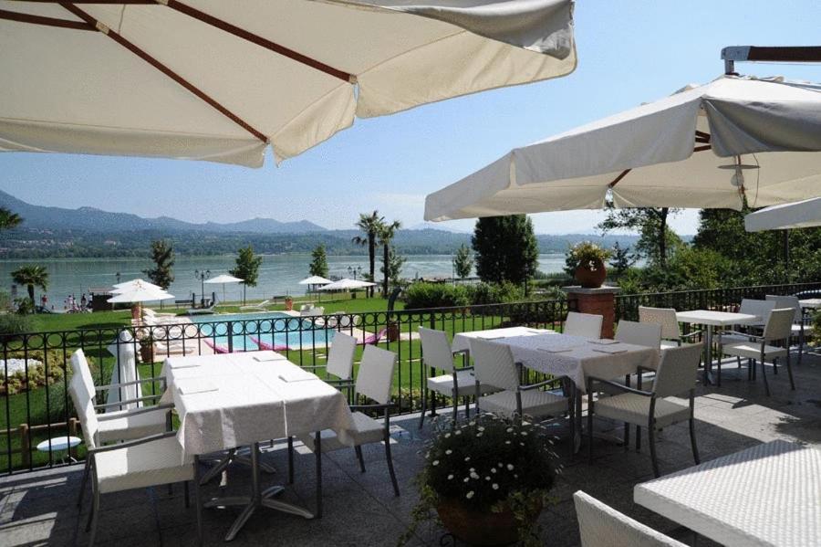 Villa Baroni Lomnago Esterno foto