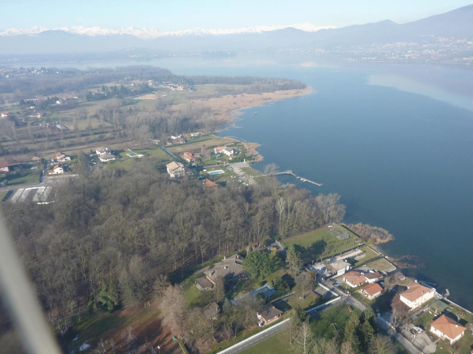 Villa Baroni Lomnago Esterno foto