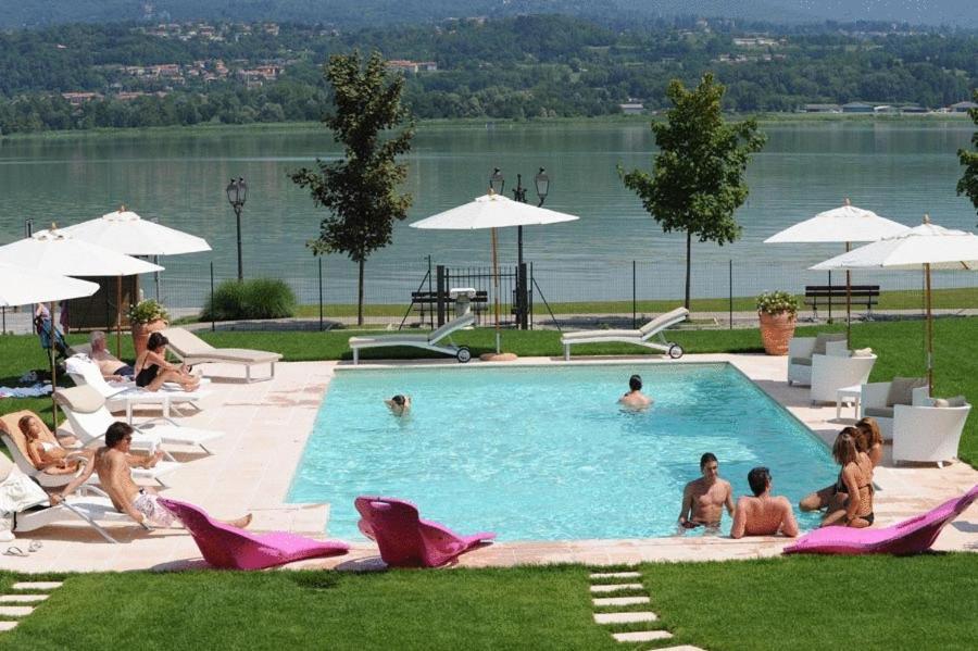 Villa Baroni Lomnago Esterno foto